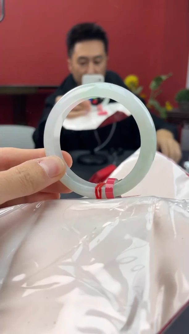 未镶嵌手镯翡翠4