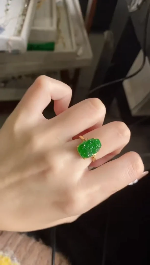 【闪购商品】翡翠戒指银S925镶嵌51511