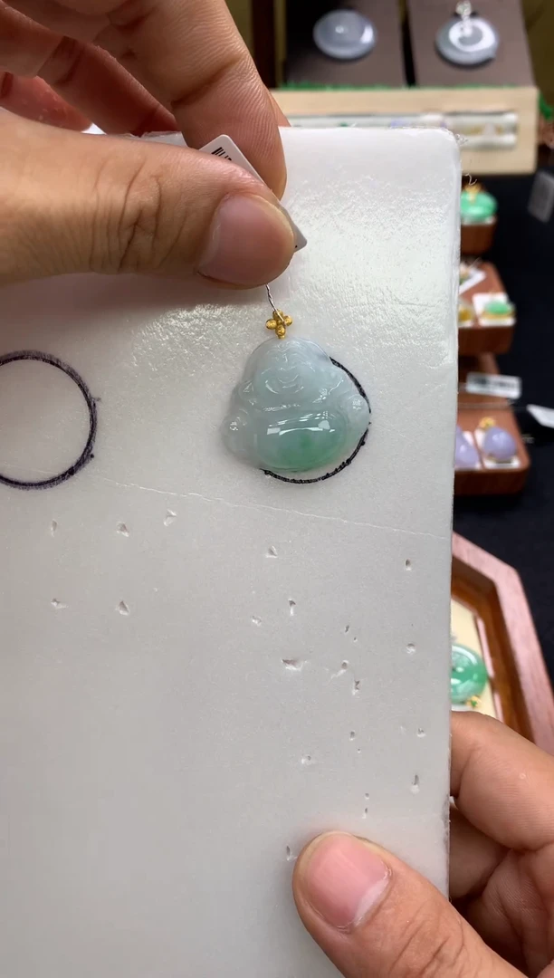 吊坠(不含链)18K金镶嵌翡翠佛公