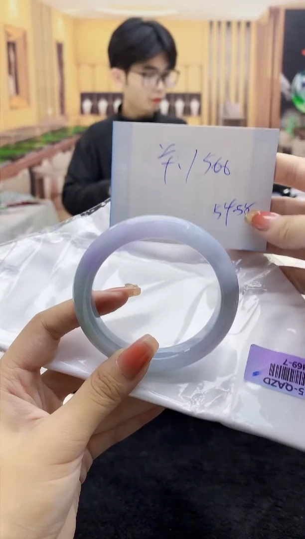 【闪购商品】翡翠手镯未镶嵌   H69-7