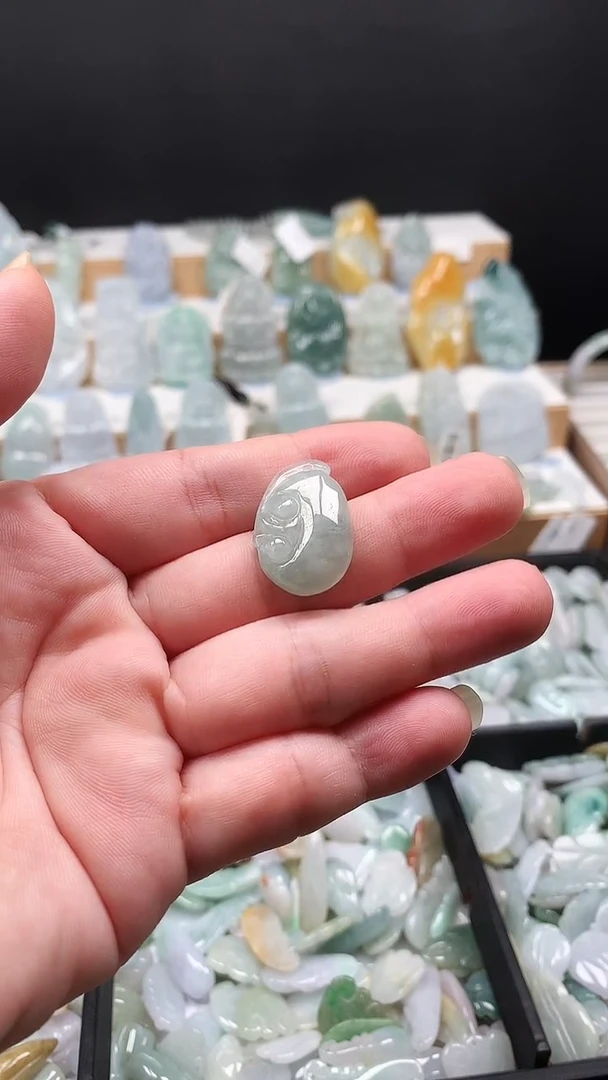 吊坠(不含链)未镶嵌翡翠如意