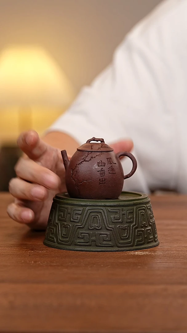 茶壶紫砂梅隐秦权紫泥