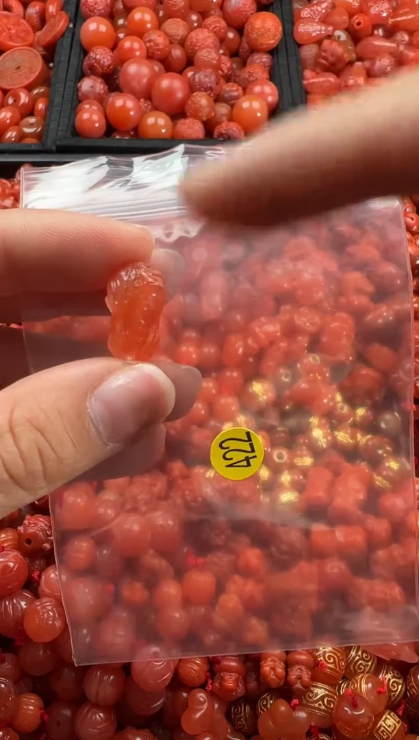 【闪购商品】南红玛瑙颈饰未镶嵌1