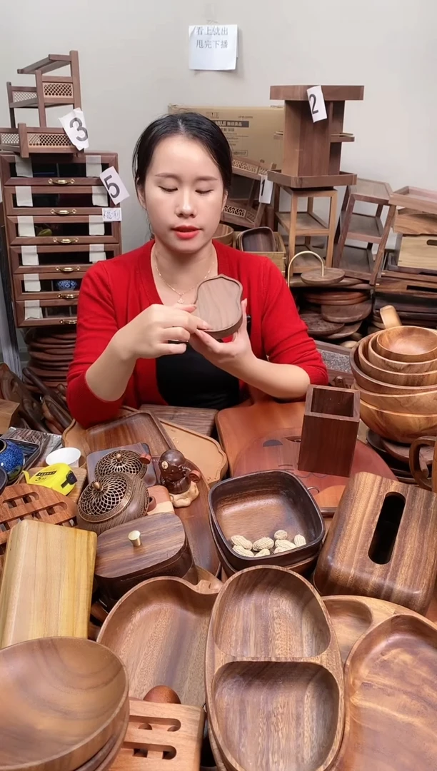 木 北美黑胡桃木葫芦形小底座