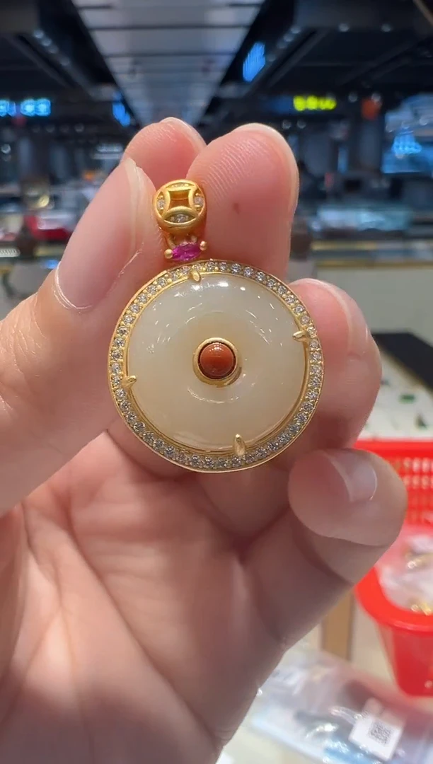 【闪购商品】和田玉颈饰银S925镶嵌111111