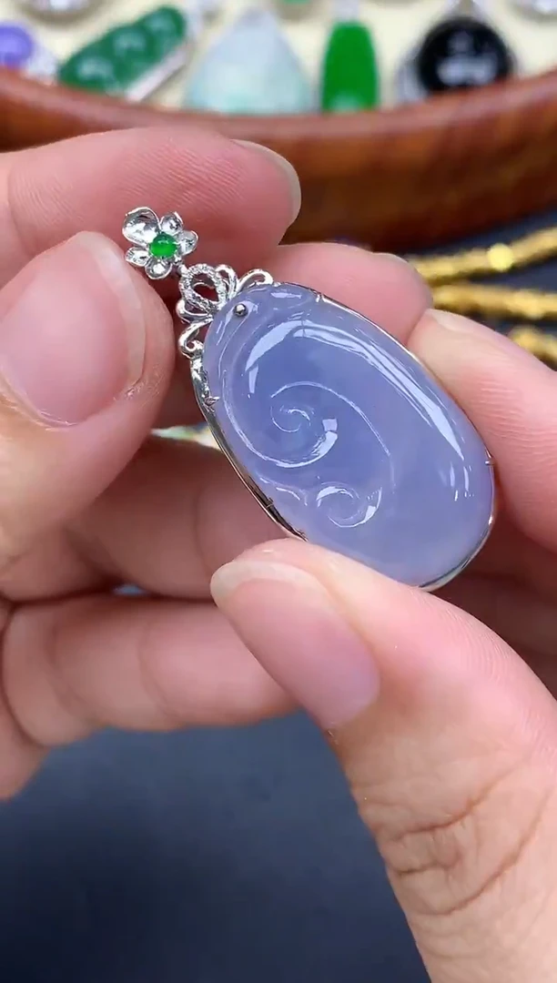 颈饰18K金镶嵌翡翠485-中国好珍宝