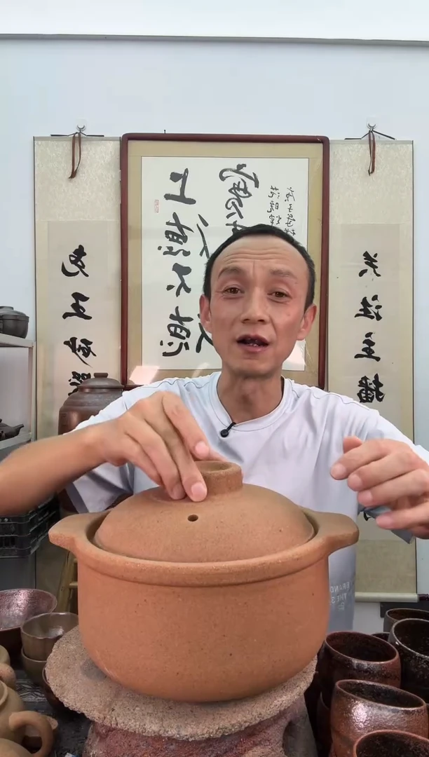 无釉2.5升砂锅杯非遗技艺