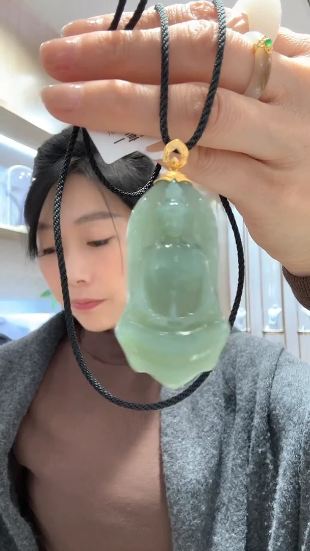 吊坠(不含链)18K金镶嵌和田玉金*贝1