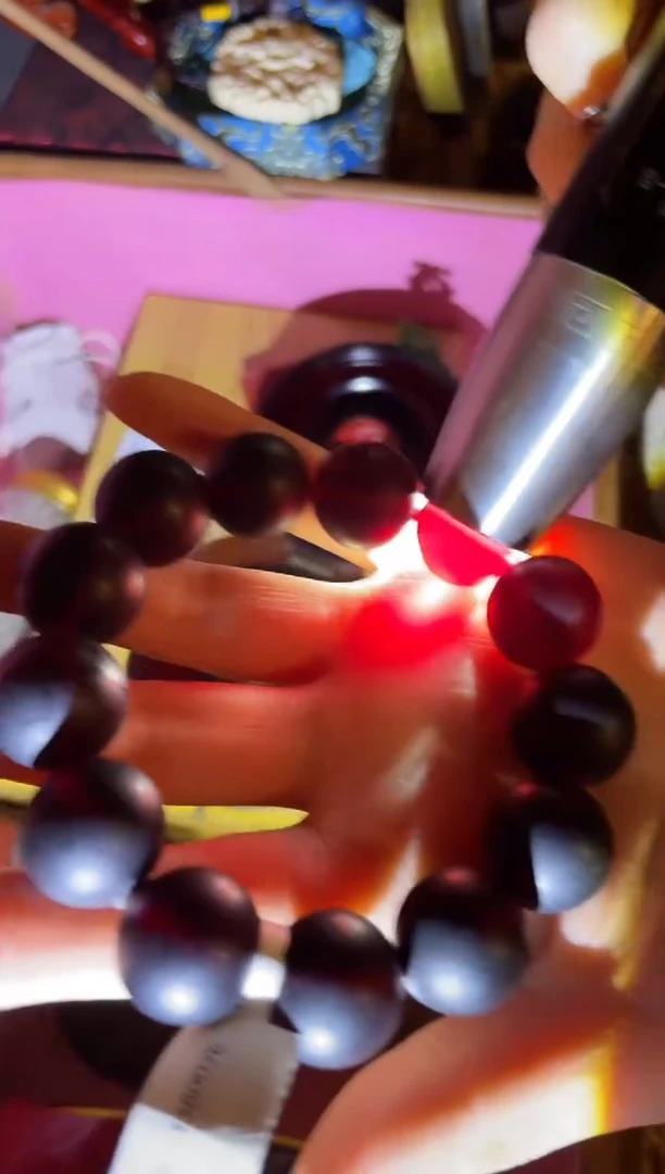 【闪购商品】琥珀颈饰未镶嵌黑破