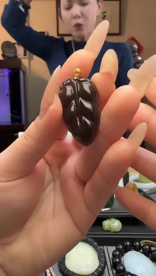 【闪购商品】和田玉叶子未镶嵌吊坠