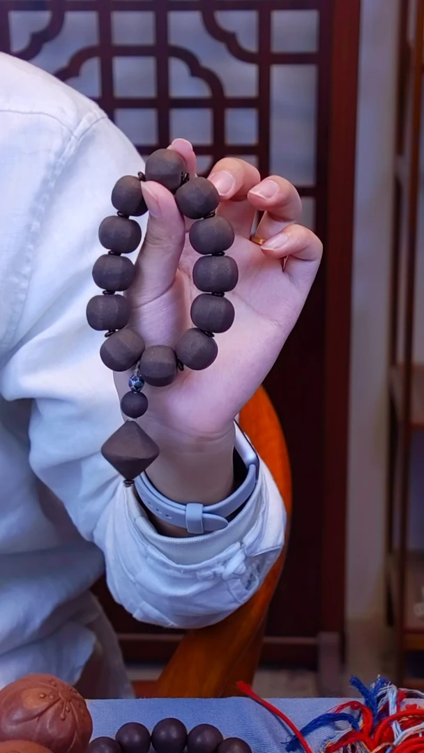 木易留香百合八棱珠手串12颗（福利）