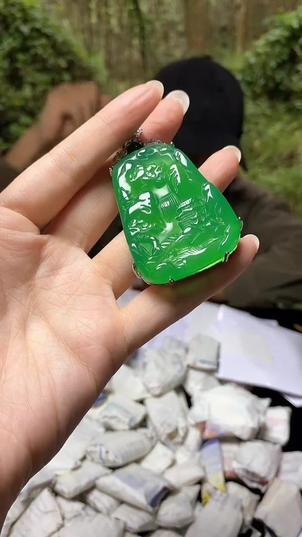 满色吊坠  所见即所得！