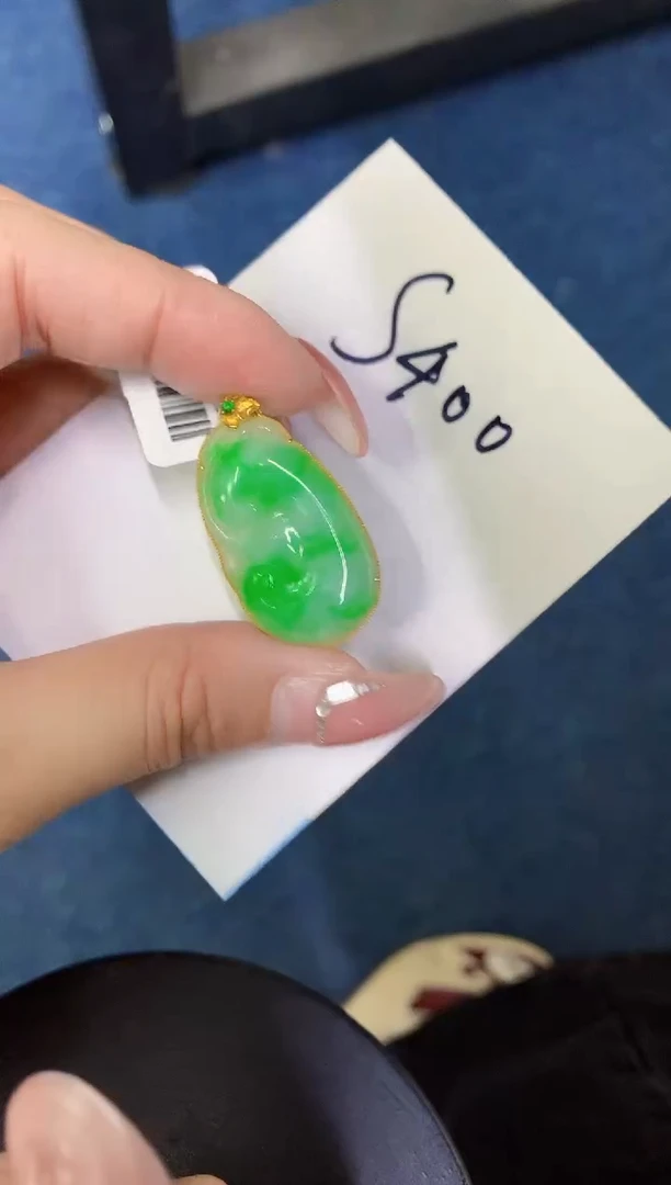 【闪购商品】翡翠颈饰18K金镶嵌000000000000