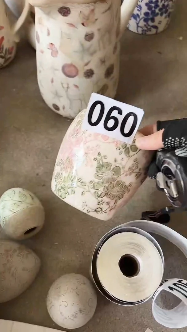 【闪购商品】陶瓷花盆高11.5cm内口9.5cm