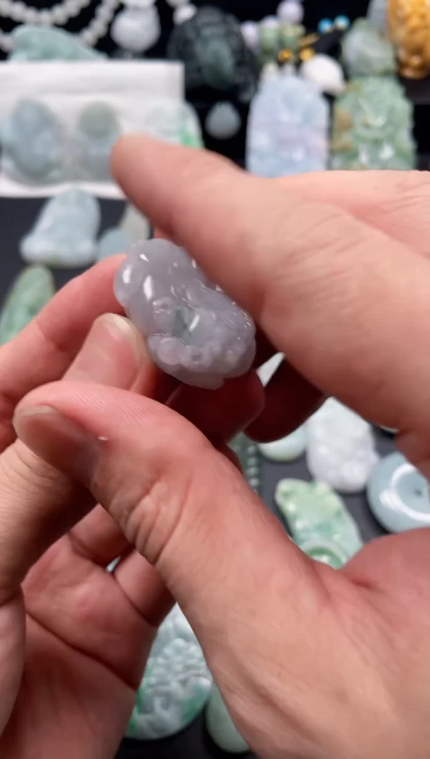 翡翠未镶嵌颈饰天然翡翠a货