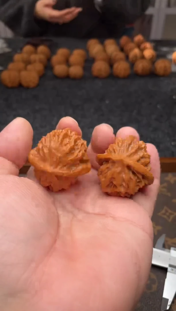 把件文玩核桃B85号40尺龙鳞