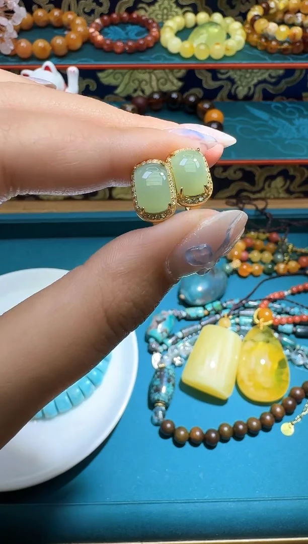 未镶嵌和田玉耳饰多样性的发一件285