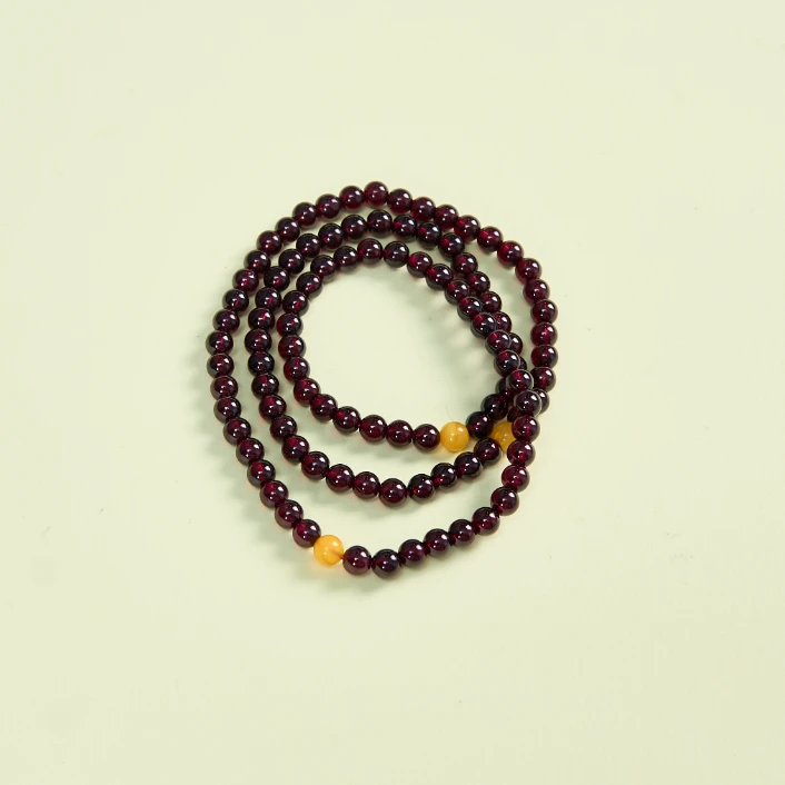 菲菲珠宝好*石榴石圆珠约5mm三圈手串