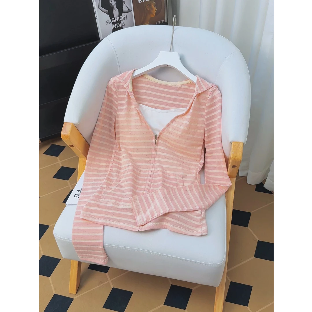 长袖T恤短款2025新款连帽粉色条纹时尚外套修身打底百搭显瘦上衣