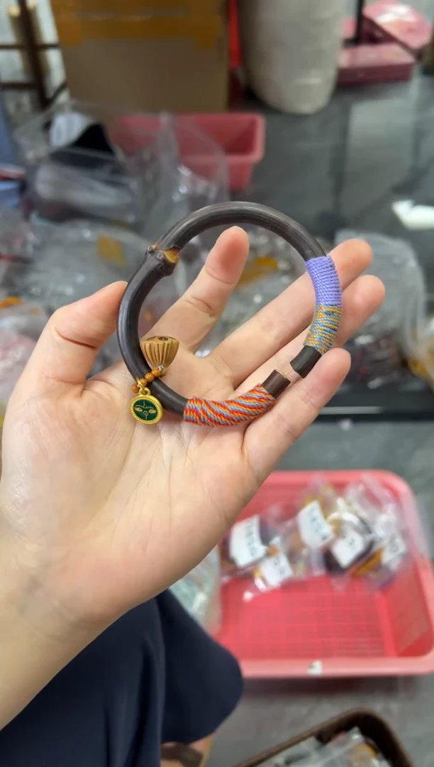 橄榄核吊坠橄榄核藤编制款手镯[1457]