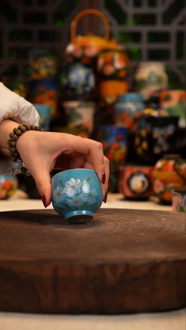 油画   釉下彩   杯子