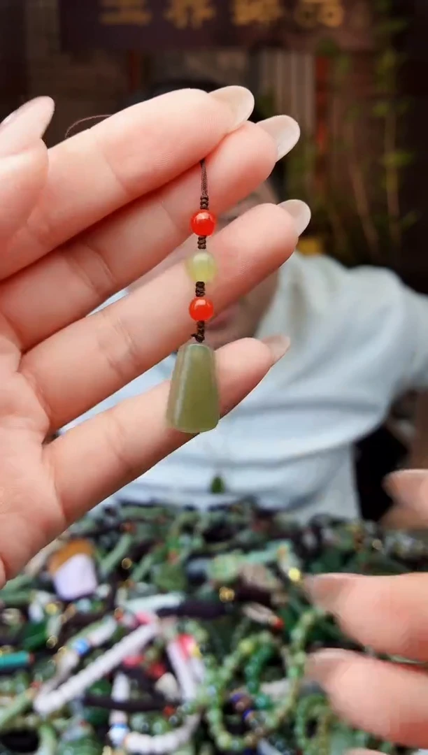 颈饰未镶嵌和田玉多样性发货拍一发一