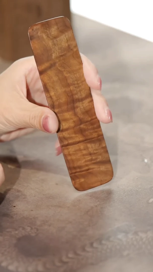 金丝楠云彩纹书签多样性发其一