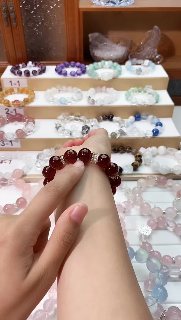 【闪购商品】水晶手串未镶嵌石榴石手串