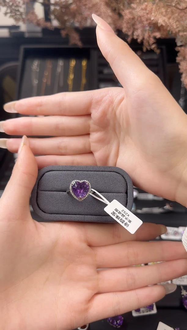 银S925镶嵌戒指水晶紫水晶爱心戒指