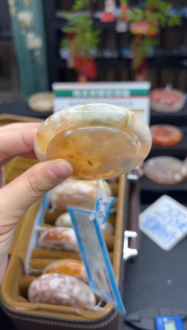 【闪购商品】石英质玉手镯未镶嵌200（56圈赠送镯心）