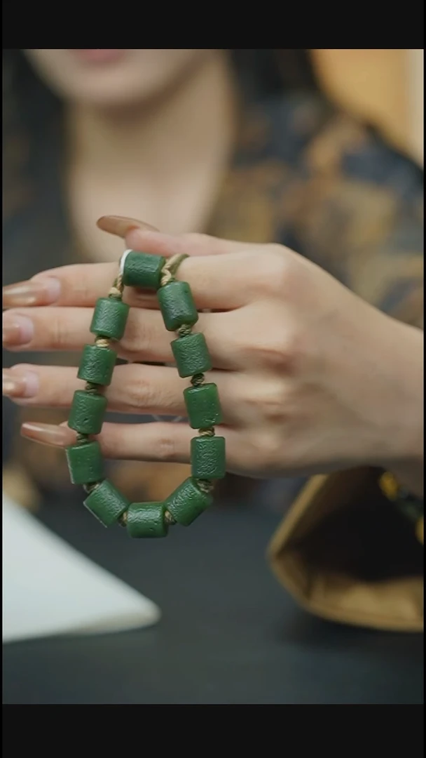 吊坠(不含链)未镶嵌和田玉HG180079