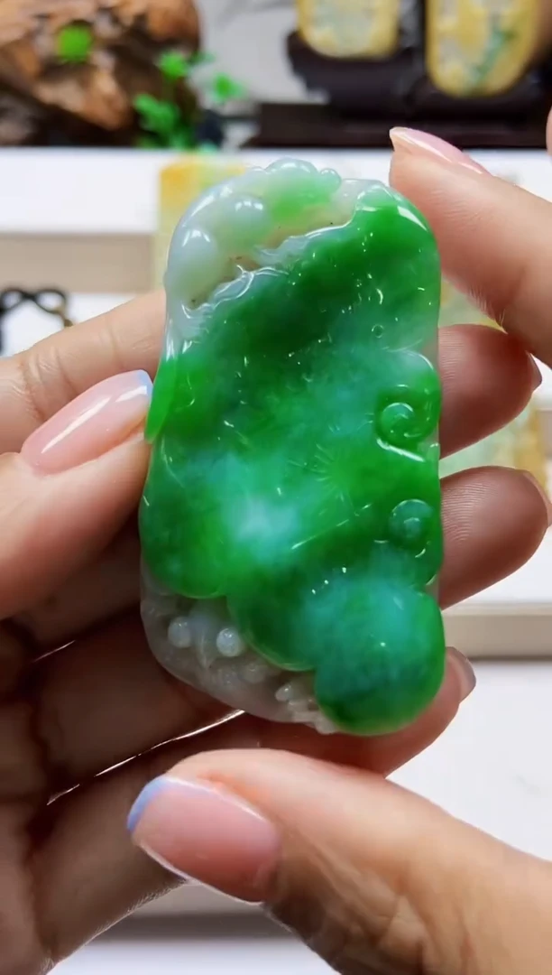 颈饰未镶嵌翡翠翡翠A货