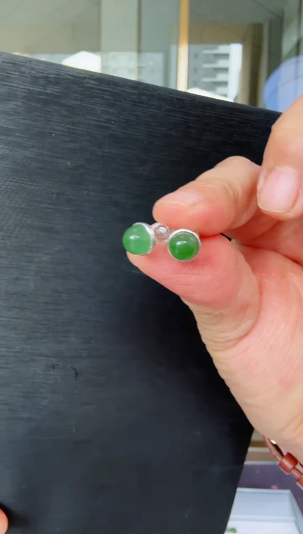 和田玉银S925镶嵌耳饰耳钉