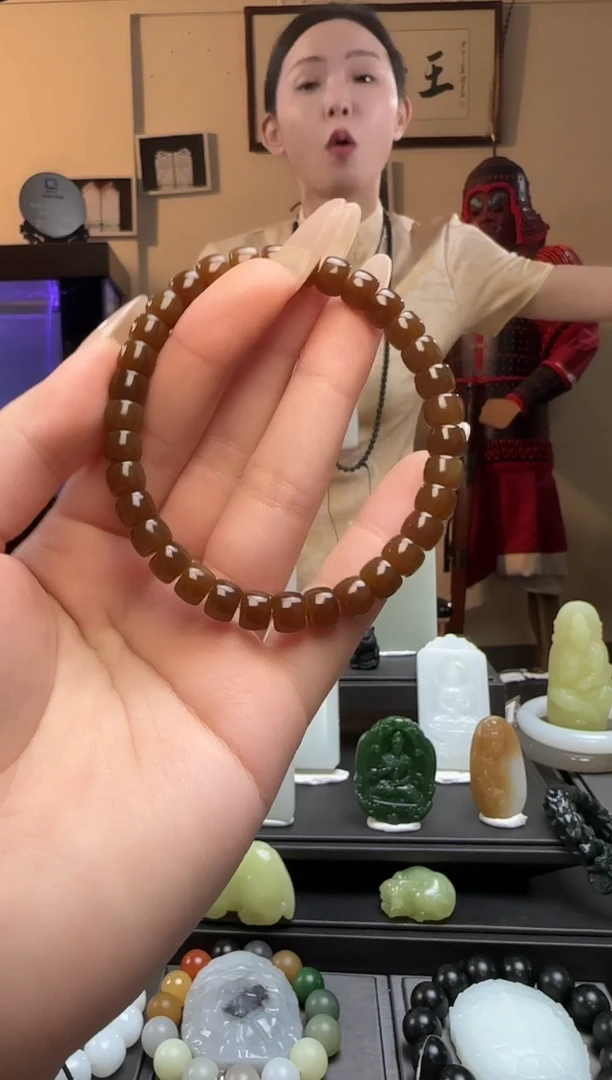 【闪购商品】和田玉糖极限弧未镶嵌手串