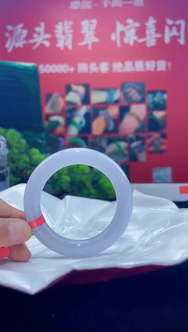 翡翠手镯未镶嵌手镯3