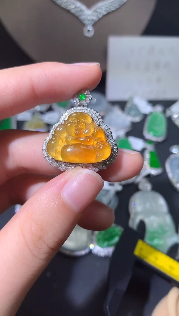 翡翠18K金镶嵌吊坠(不含链)吊坠