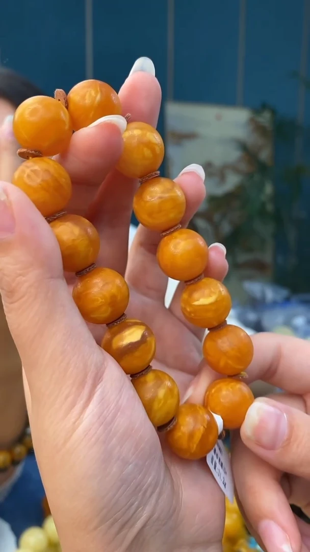 裸石琥珀未镶嵌1/5多样性发其一70