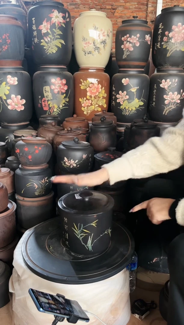 【闪购商品】壶大大瑕疵 茶叶罐  小五饼彩填  102