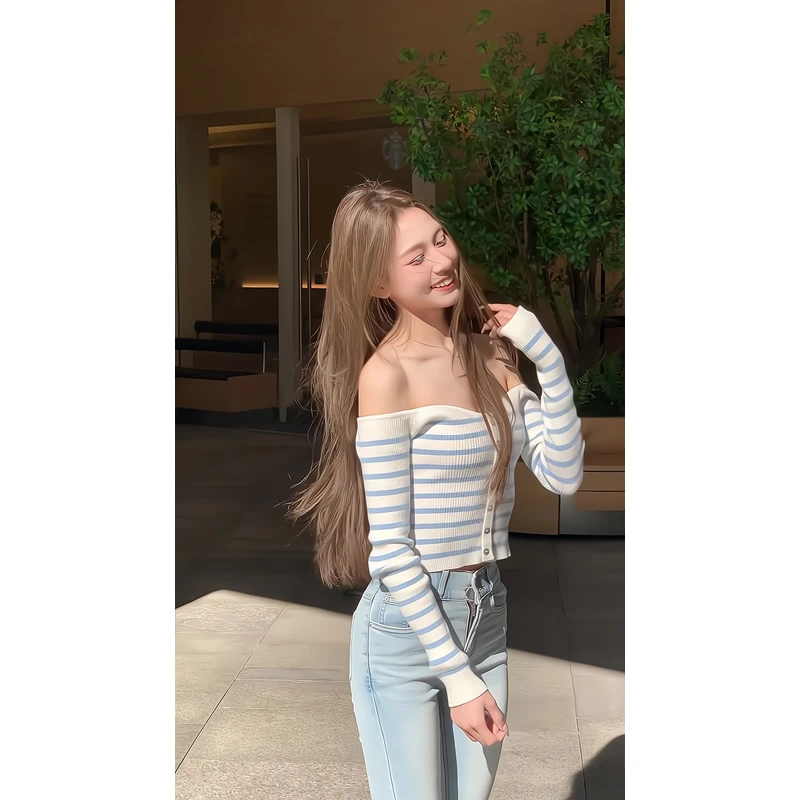 蓝色条纹一字肩针织上衣露肩针织衫紧身显瘦提臀小脚铅笔裤牛仔裤