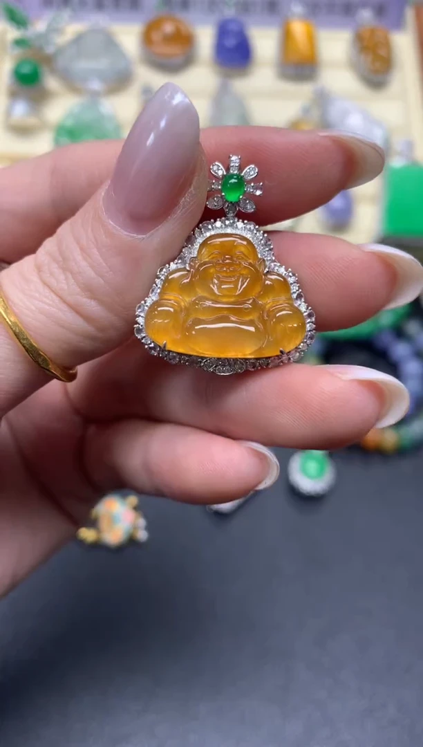 【闪购商品】翡翠吊坠(不含链)18K金镶嵌吊坠|10500+1050