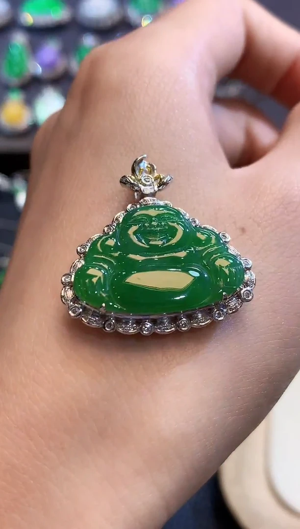 吊坠(不含链)18K金镶嵌翡翠A42