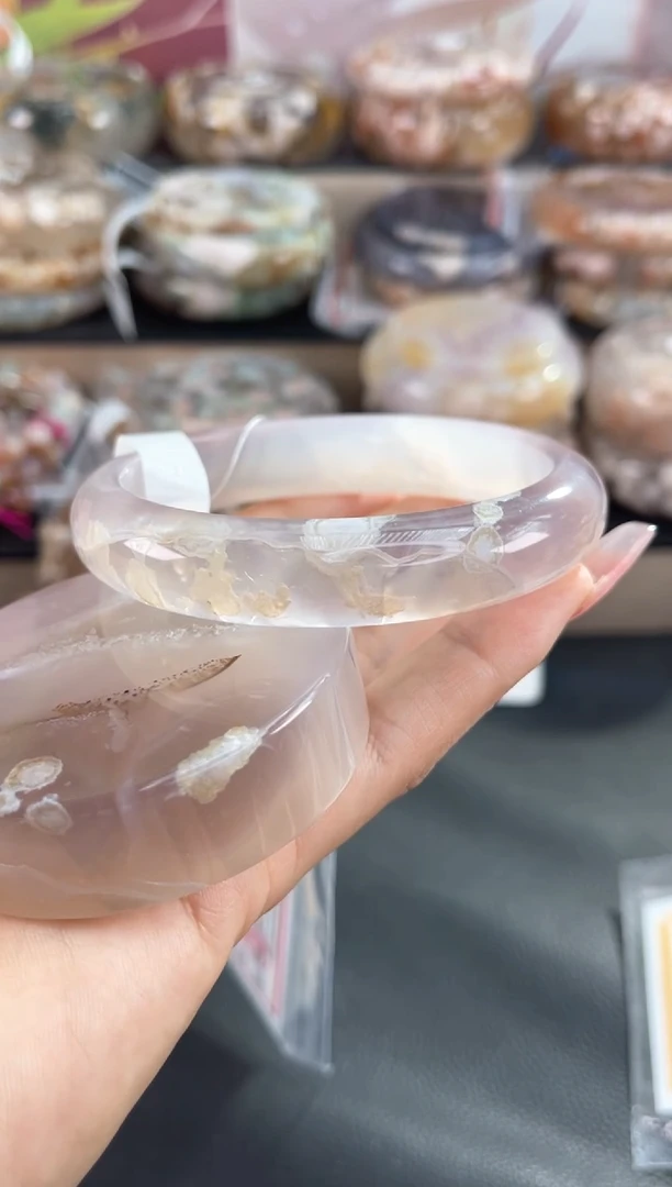 未镶嵌手镯石英质玉62（镯心赠品 不保证完美）