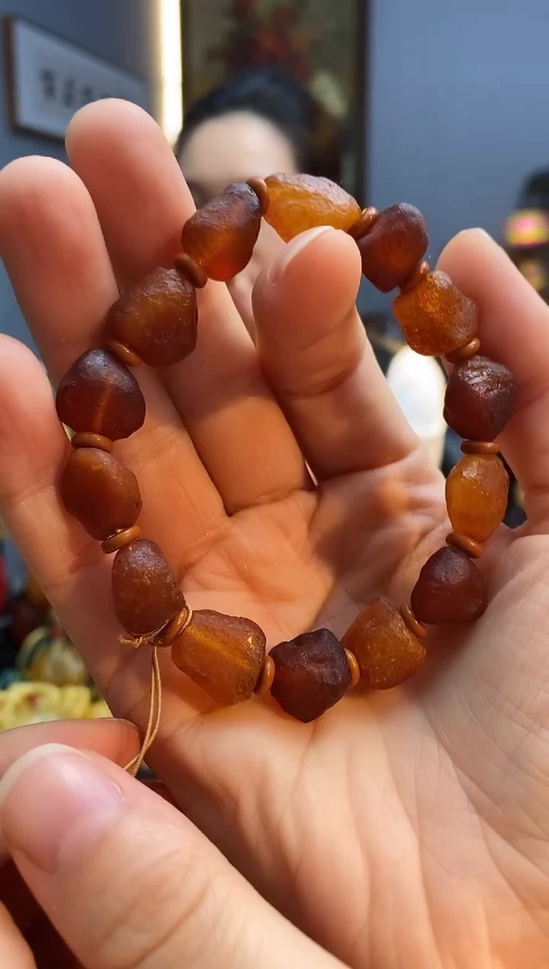 琥珀颈饰未镶嵌手串