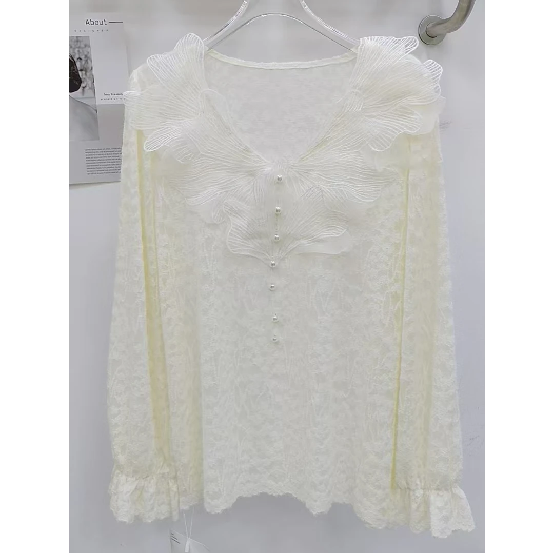 D922蕾丝打底衫女秋冬花瓣领泡泡袖高级感V领上衣