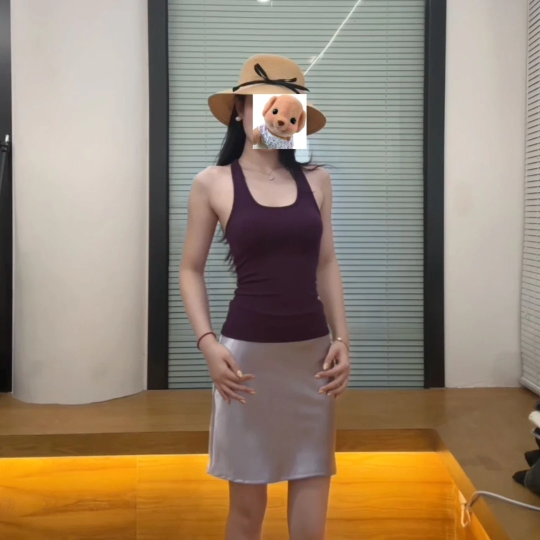 【米妮】自带胸垫挂脖吊带美背工字背心打底上衣