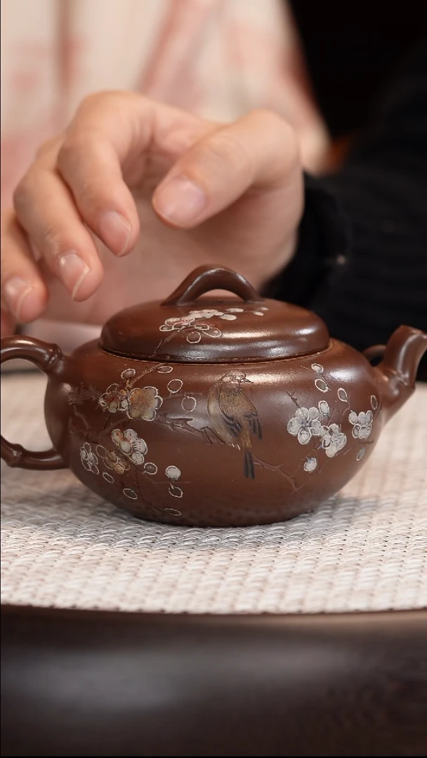 茶壶紫砂【王品荣】老紫泥竹韵   210CC