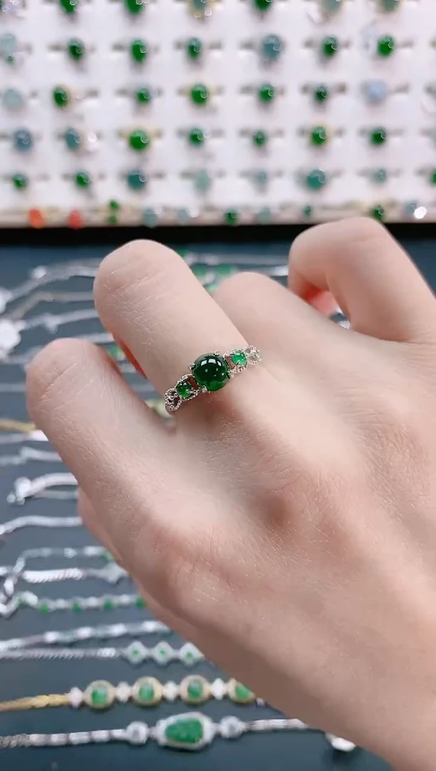 【闪购商品】翡翠戒指银S925镶嵌天然翡翠