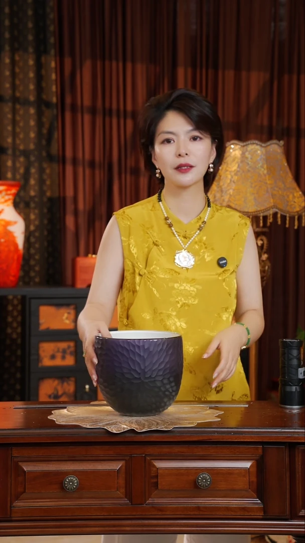 琉璃手工艺品磨刻