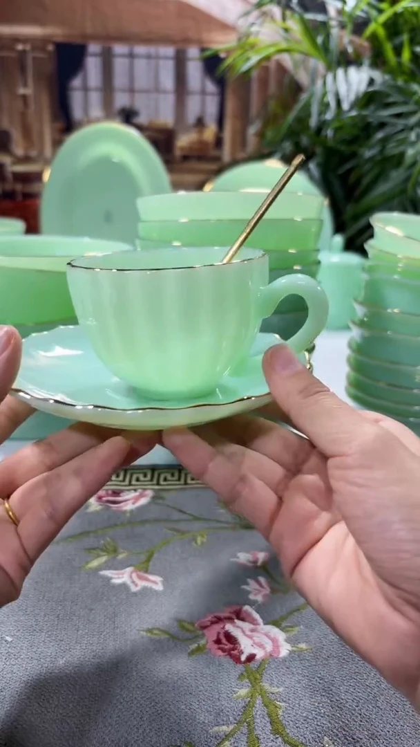 【闪购商品】.... 玉瓷咖啡杯1套带勺子