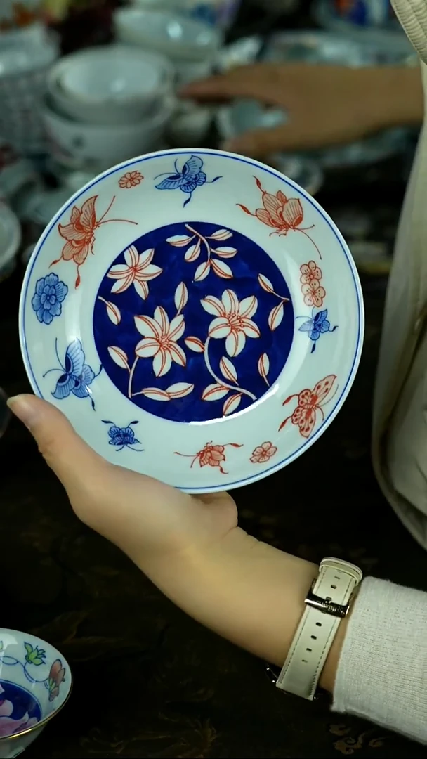 茶具还挺美，蹲下看看！